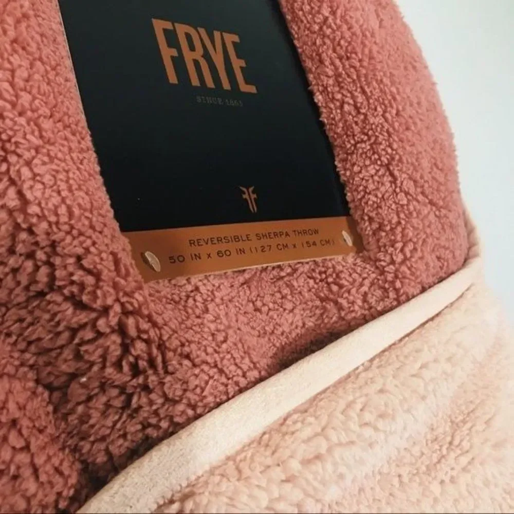 FRYE Reversible Plush Sherpa Throw Blanket 50in x 60in NWT Rose